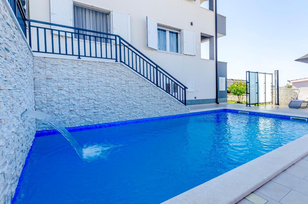 Apartments Katic Ražanj Esterno foto